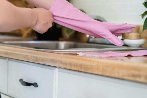État des lieux de sortie : comment un ménage professionnel en ligne vous simplifie la vie